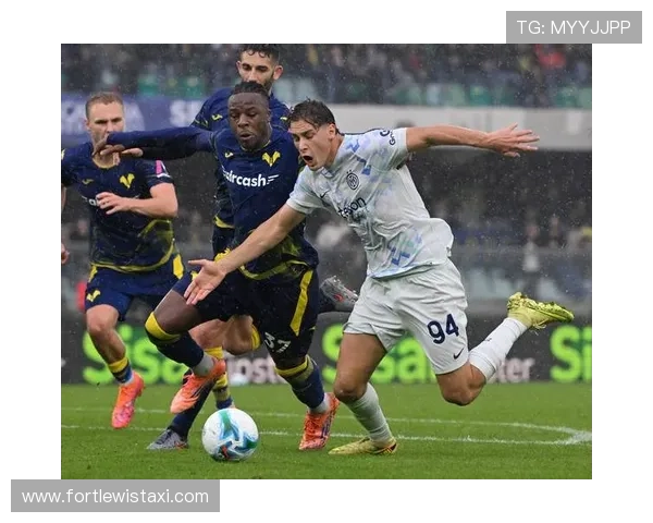 米兰体育下载助力足球迷随时随地在线观看意甲联赛精彩比赛内容 米兰体育下载助力足球迷随时随地在线观看意甲联赛精彩比赛内容